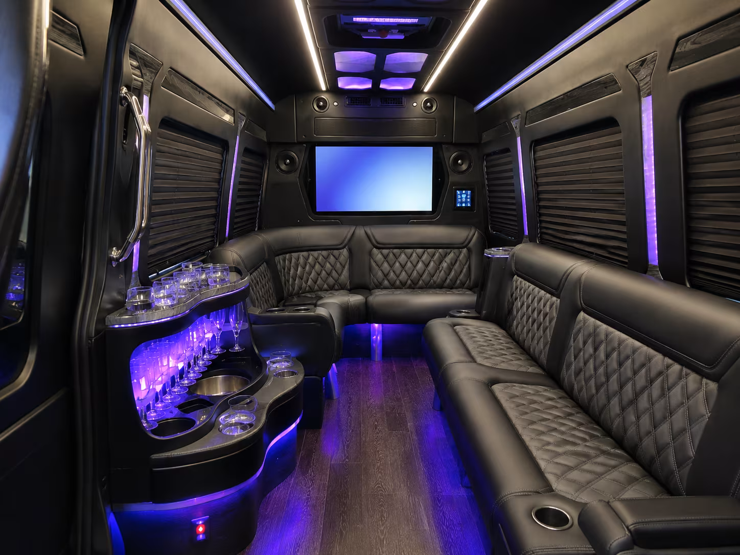 airport transfers to dtw for official government and military travel