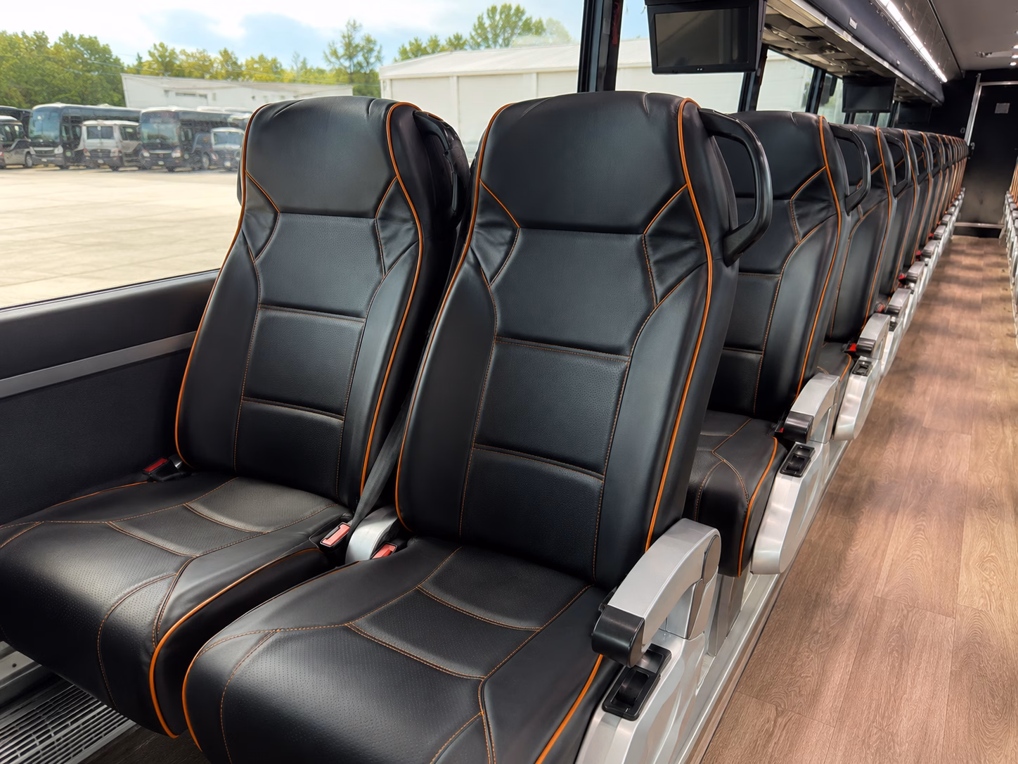 charter bus runs to lansing for michigan legislature and state agency travel