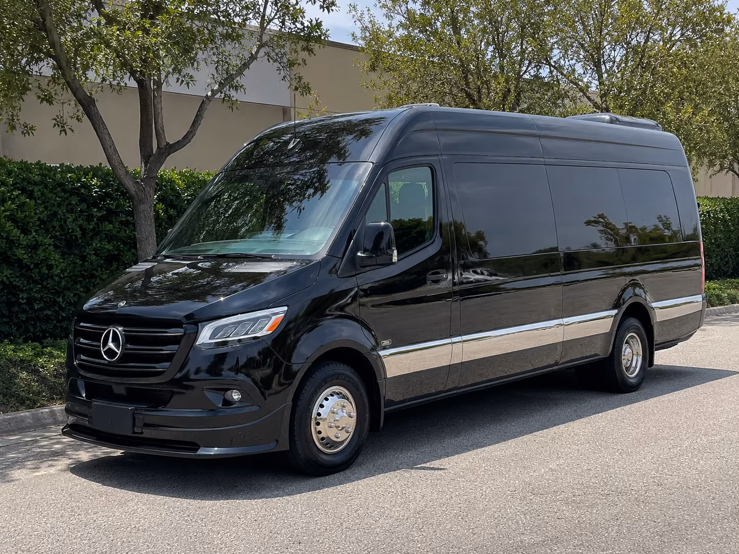 dearborn airport transportation onboard seating